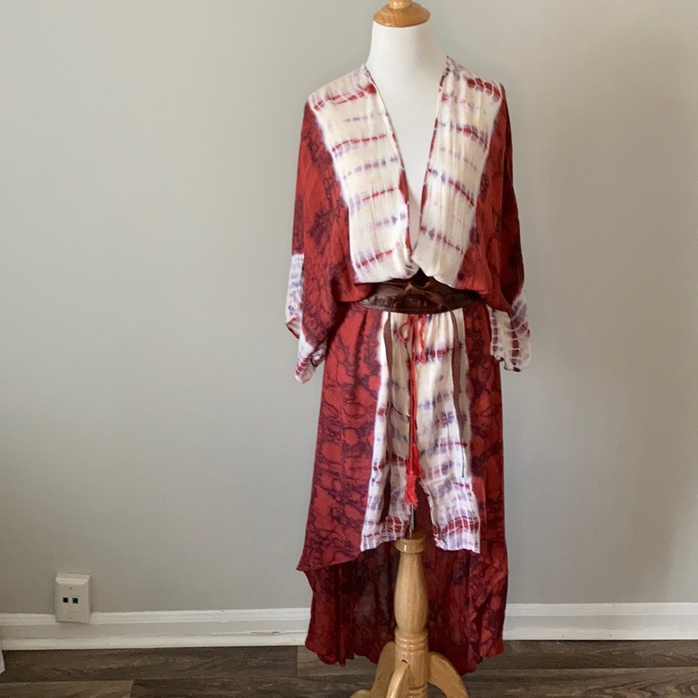 5⭐️!! NWT Boho Tie Dye Kimono Duster Red/White Small - Picture 9 of 12